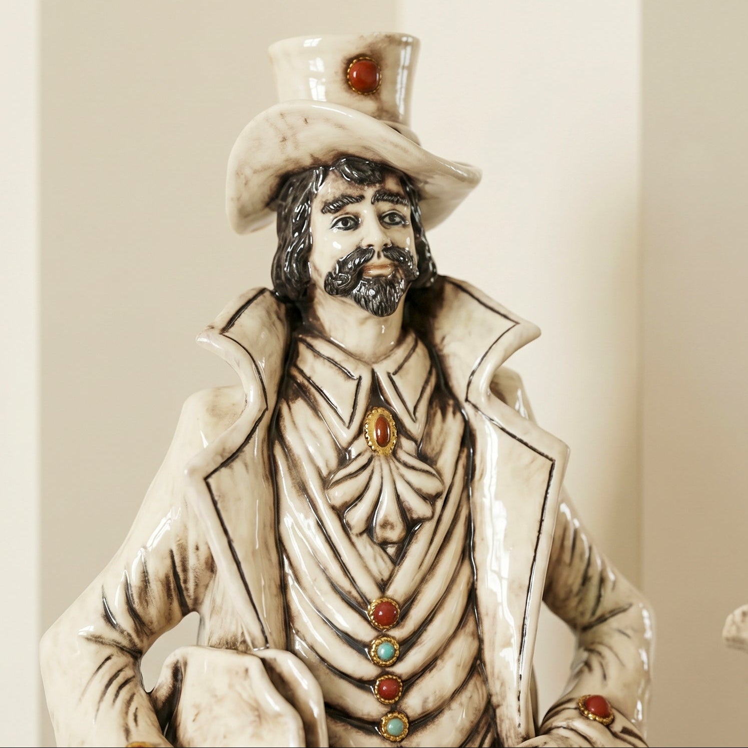 Lumiera Grande Uomo in Ceramica di Caltagirone h 40 cm - Madreperla Oro e Lustri