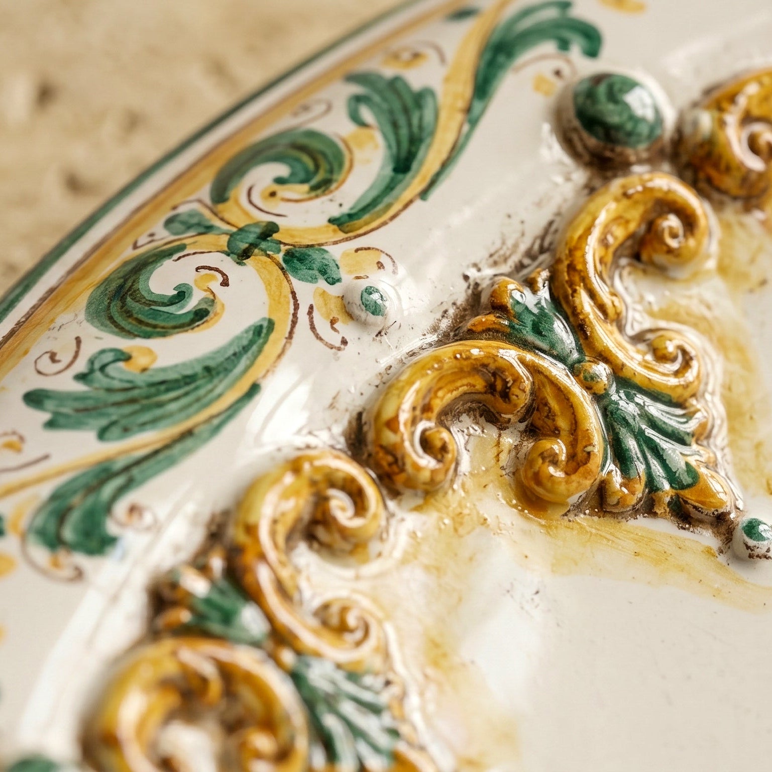Piatto Ornamentale in Ceramica di Caltagirone - Plastico Sofia, Verde e Arancio