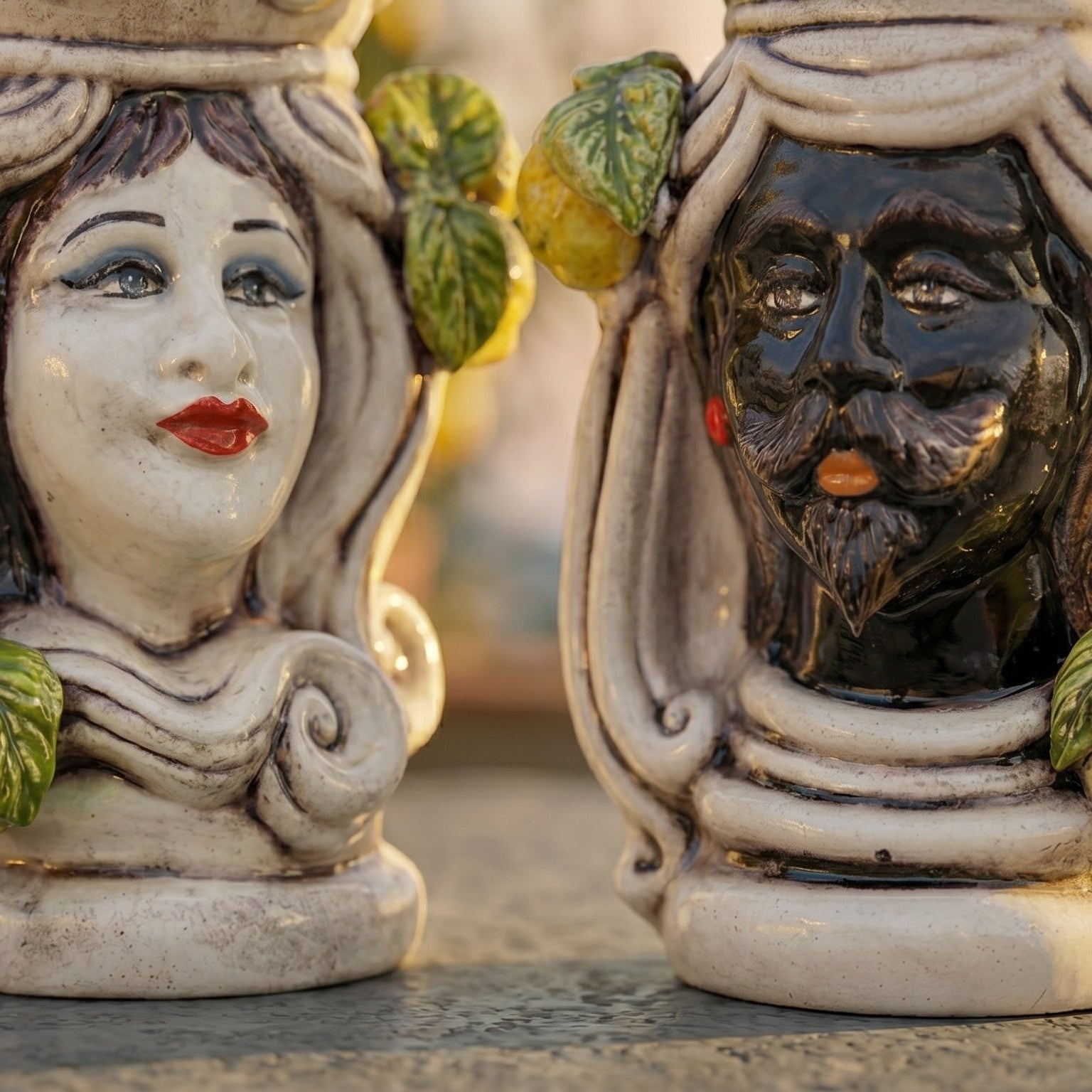 Testa di Moro in Ceramica di Caltagirone h 15 cm - Maschio Moro, Limoni di Sicilia, Madreperla Colorato
