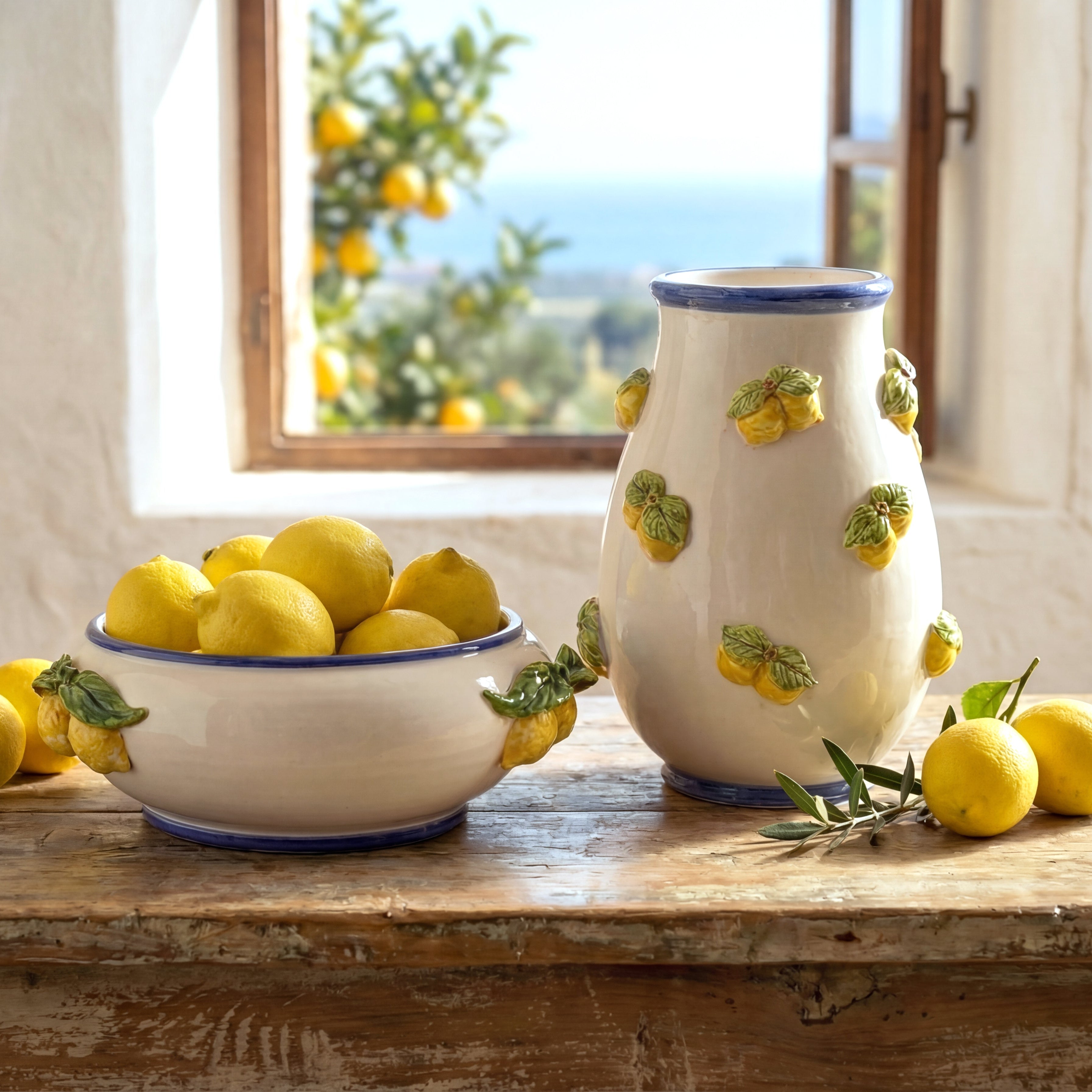 Vaso con limoni h 25 white and lemon in ceramica di Caltagirone