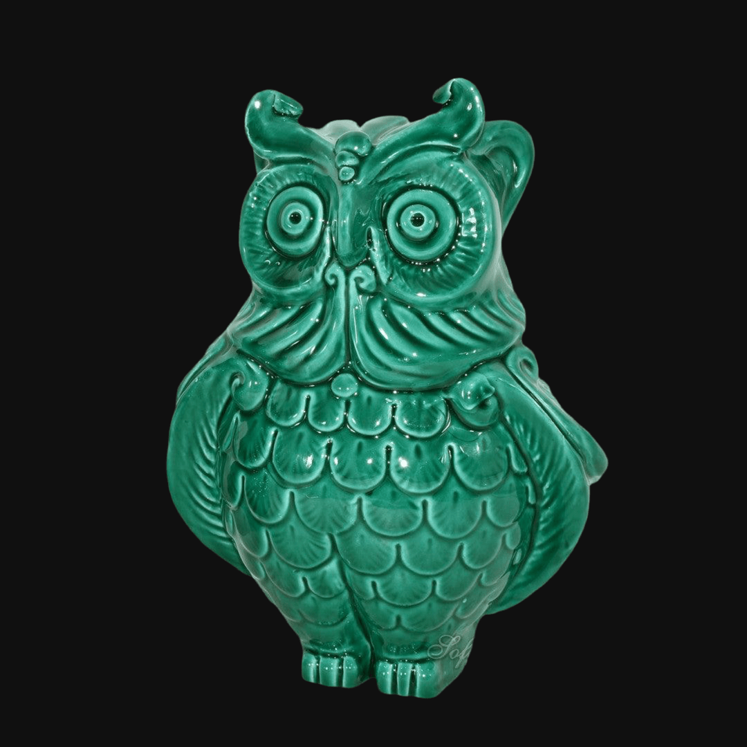 Gufo verde smeraldo in ceramica, ceramiche Caltagirone Sofia, ceramiche caltagirone fatti a mano
