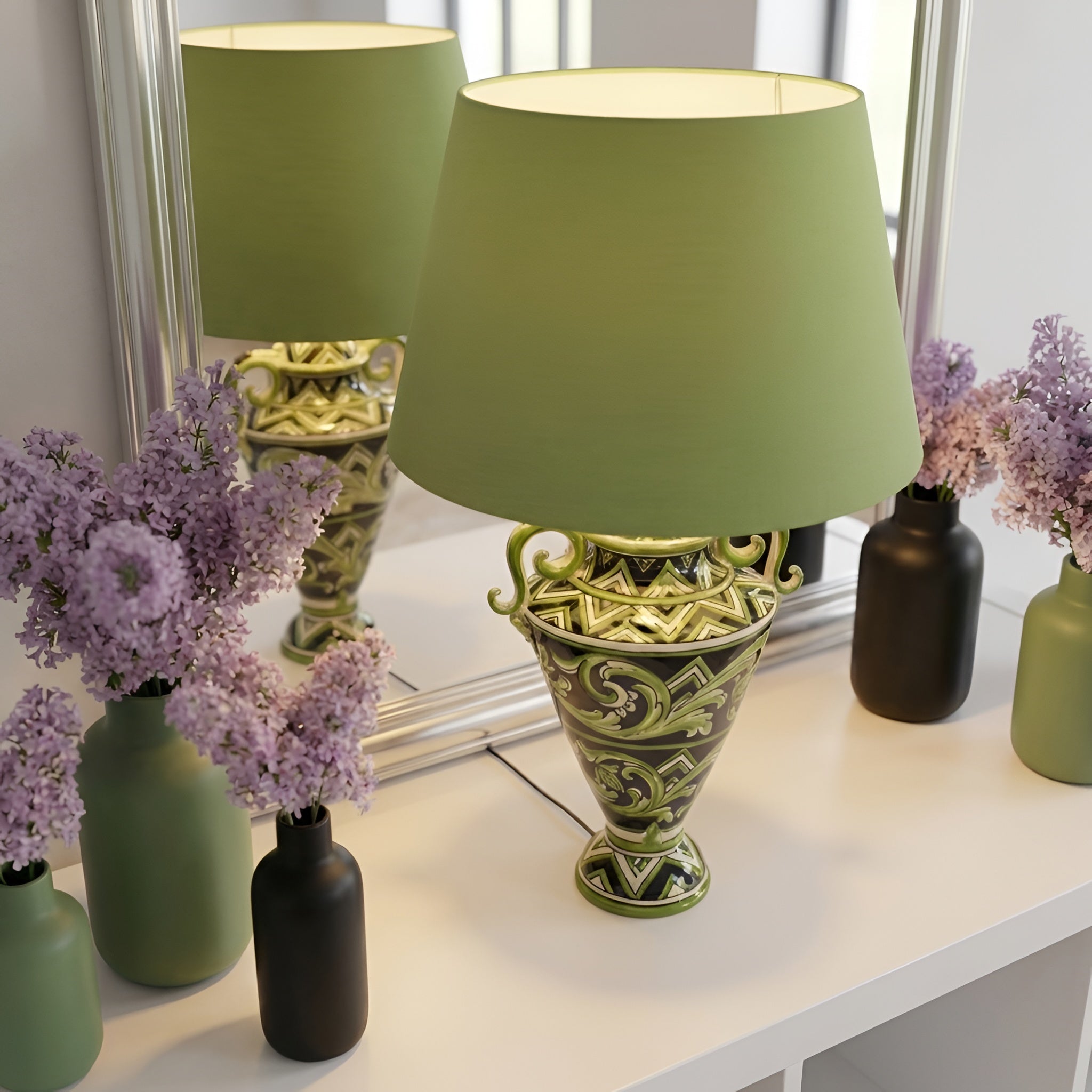 Lume Defra in Ceramica di Caltagirone h 35 cm - Linea Parigi, Nero e Verde