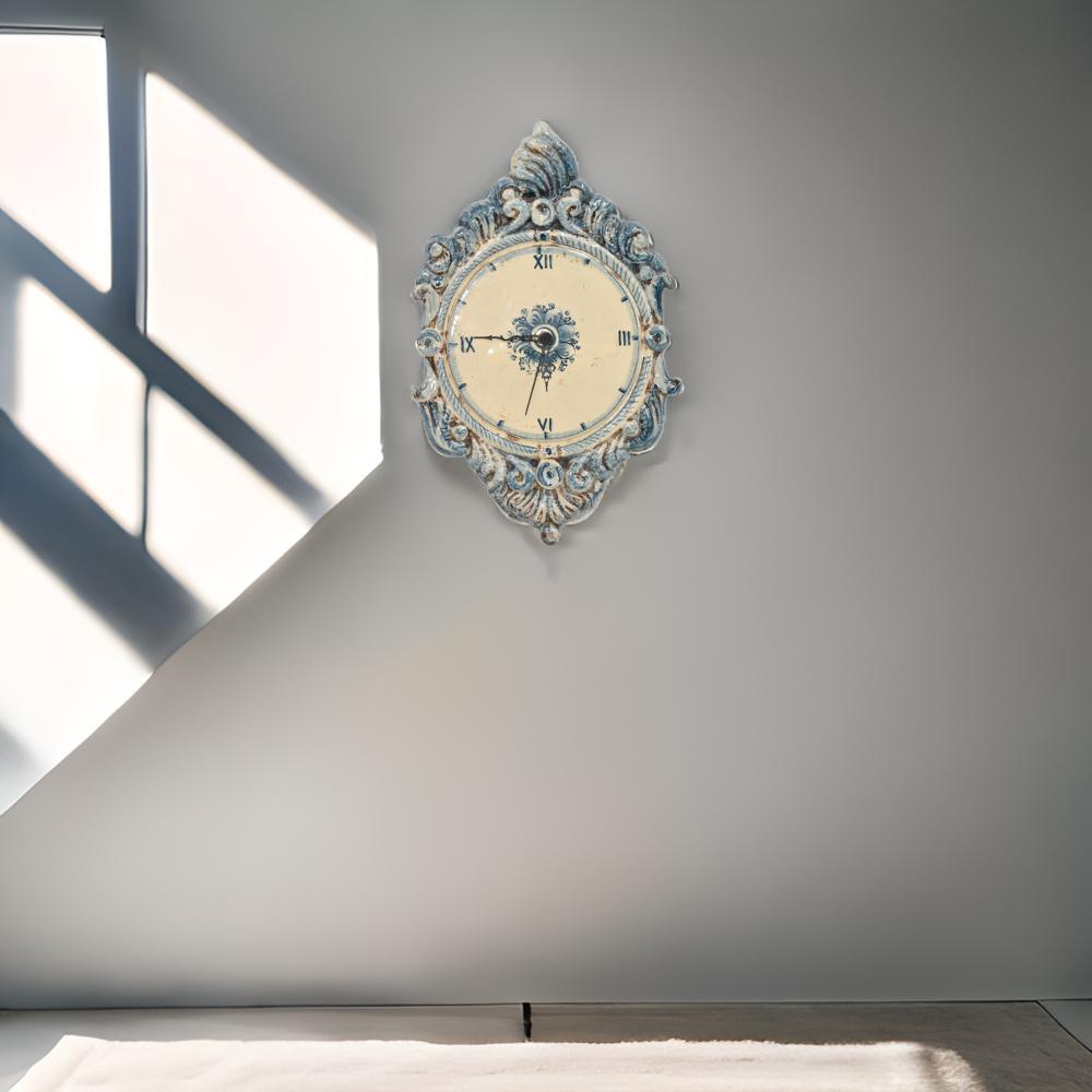 Orologio artistico da parete blu in ceramica di Caltagirone fatti a mano, design elegante