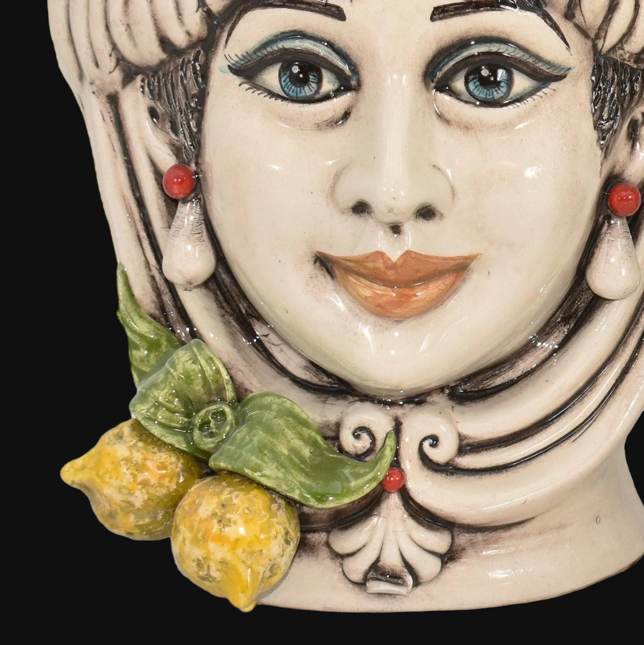 Testa h 25 con limoni siciliani gialli in madreperla femmina - Ceramiche di Caltagirone Sofia