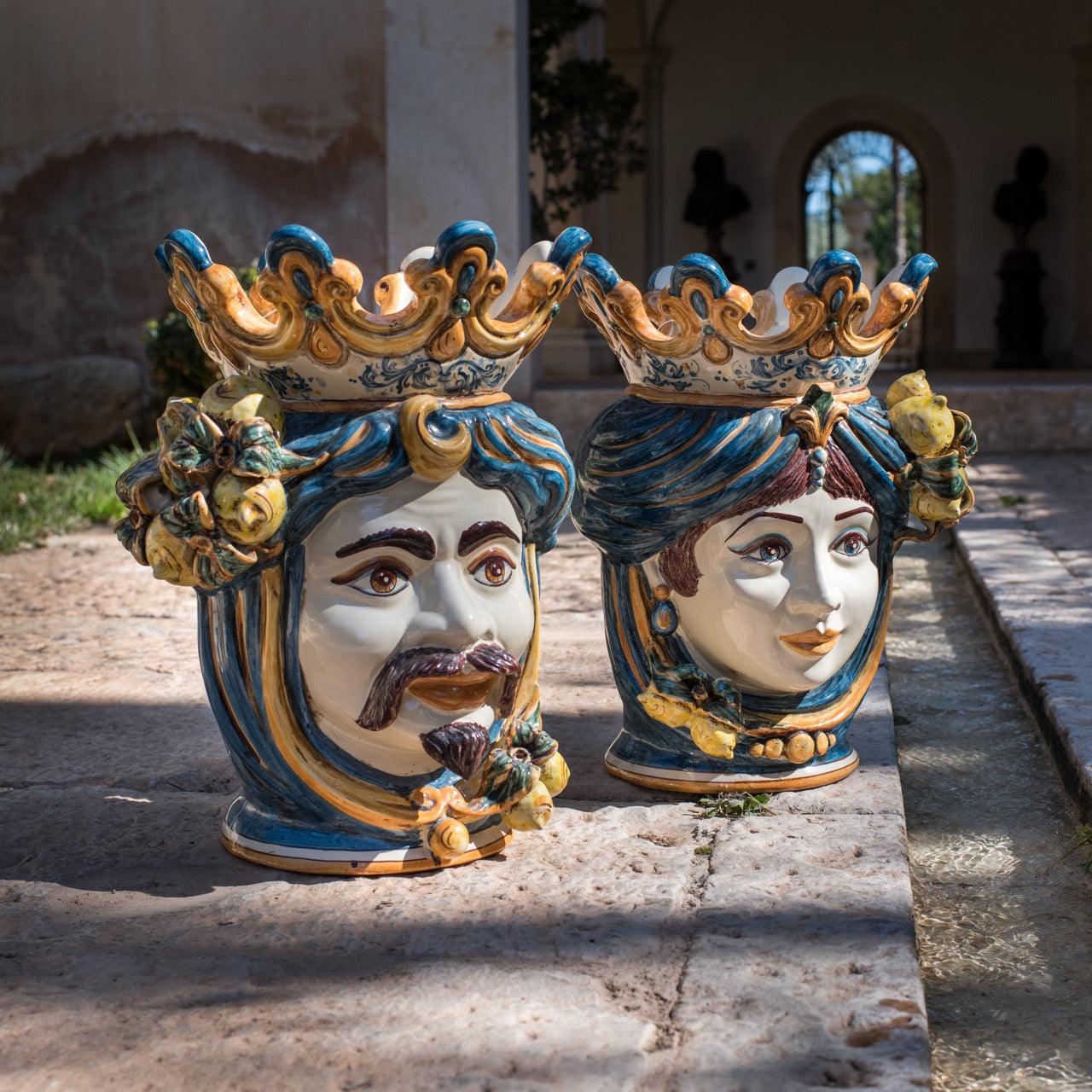 Testa di moro femmina in ceramica Caltagirone Sofia, limoni blu e arancio, fatti a mano