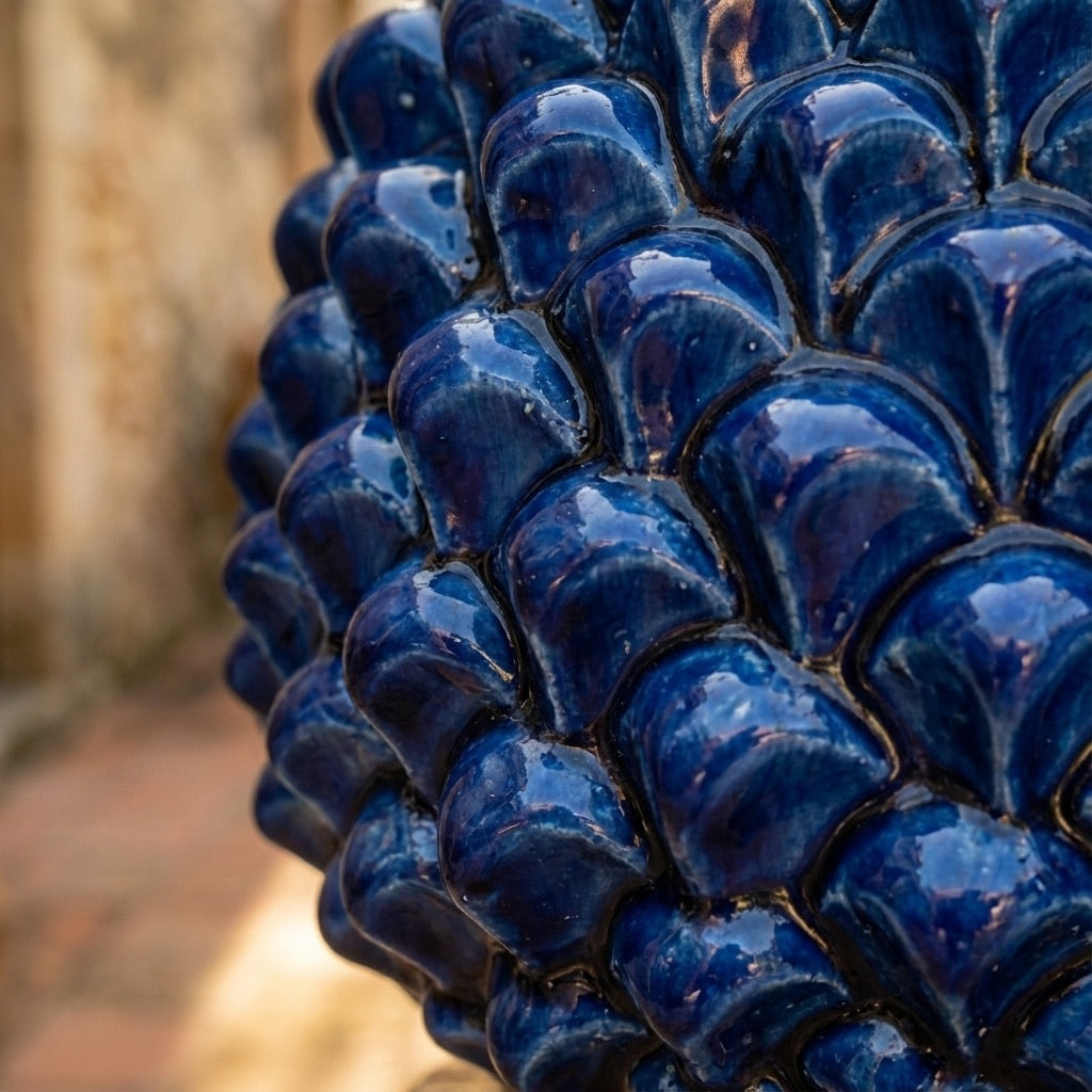 Vaso mezza pigna s/piede blu intenso in ceramica di Caltagirone - Ceramiche di Caltagirone Sofia