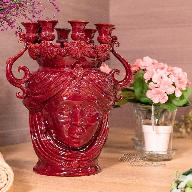 Ceramiche di Caltagirone fatti a mano, vaso rosso con volto femminile e decori barocchi