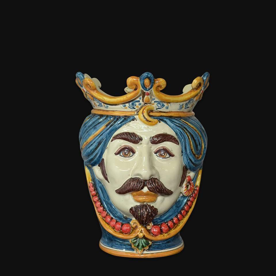 Ceramiche di Caltagirone fatti a mano: testa regale con corona e barba, colori vivaci e dettagli artigianali