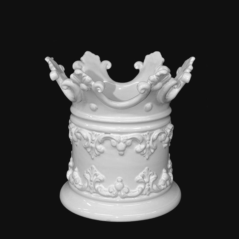 Ceramiche di Caltagirone fatti a mano, vaso bianco con decori barocchi e dettagli scolpiti