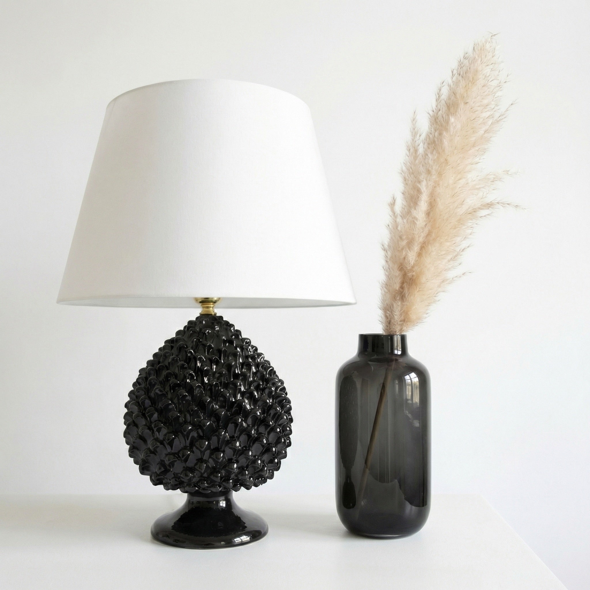 Lume Pigna in Ceramica di Caltagirone - Black Line