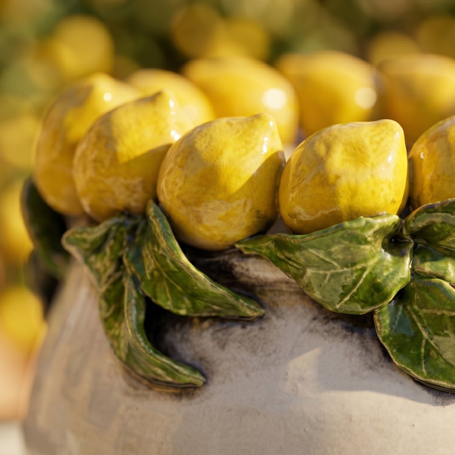Vaso in Ceramica di Caltagirone h 16 cm - Limoni di Sicilia, Madreperla Colorato