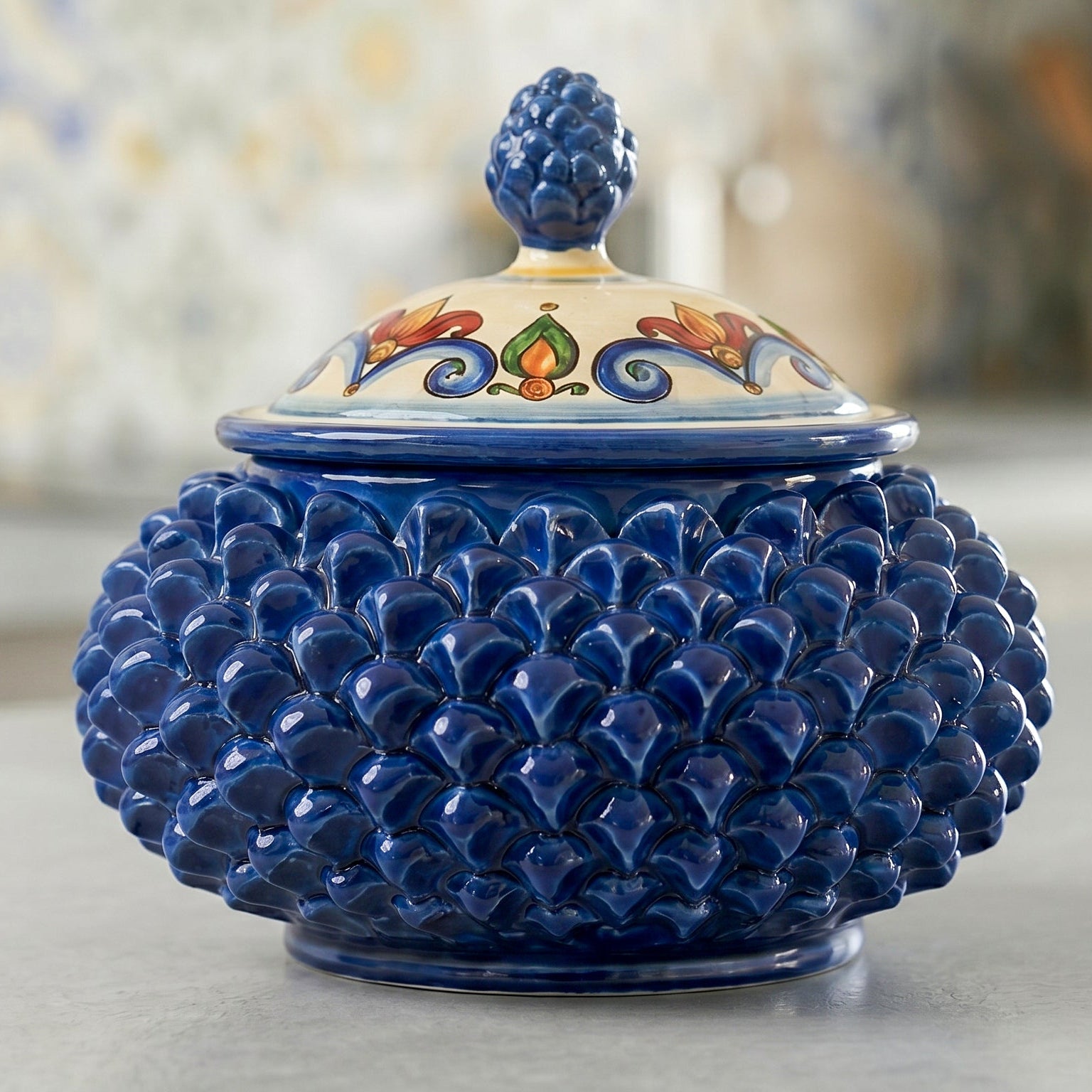 Biscottiera a Pigna Blu Intenso in Ceramica di Caltagirone Ø 20 cm - Decoro Sicily