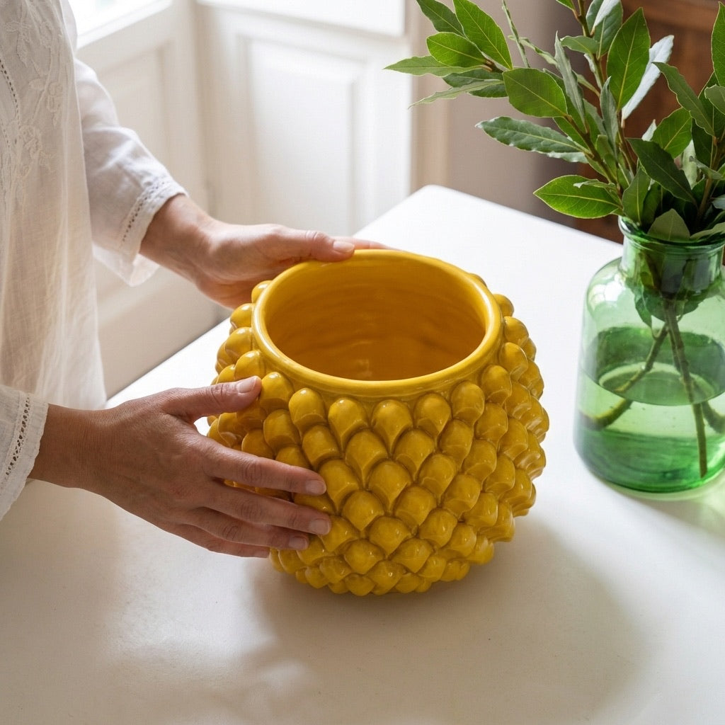 Vaso Mezza Pigna Senza Piede in Ceramica di Caltagirone - Senape