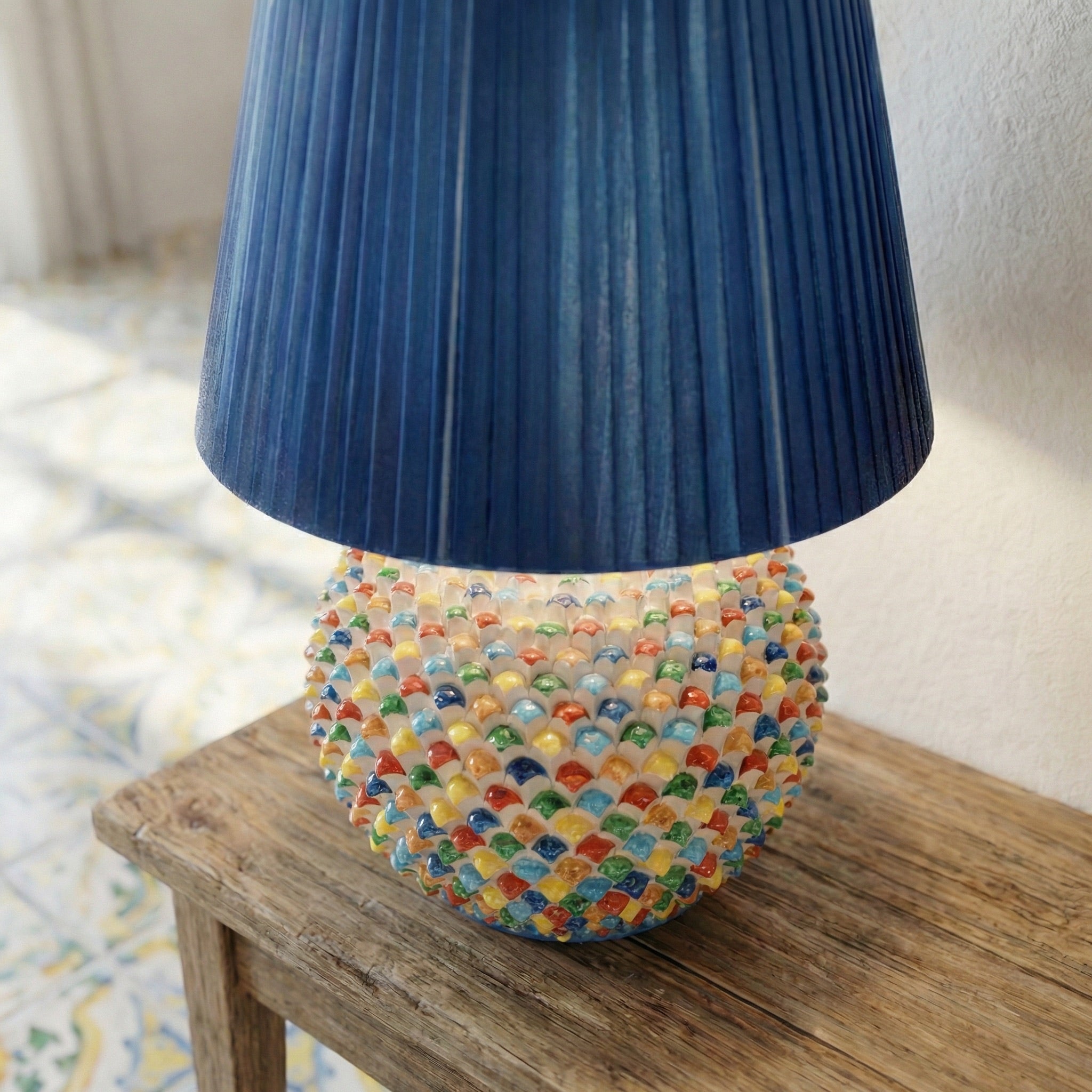 Lume a Palla Pigna Moderna in Ceramica di Caltagirone