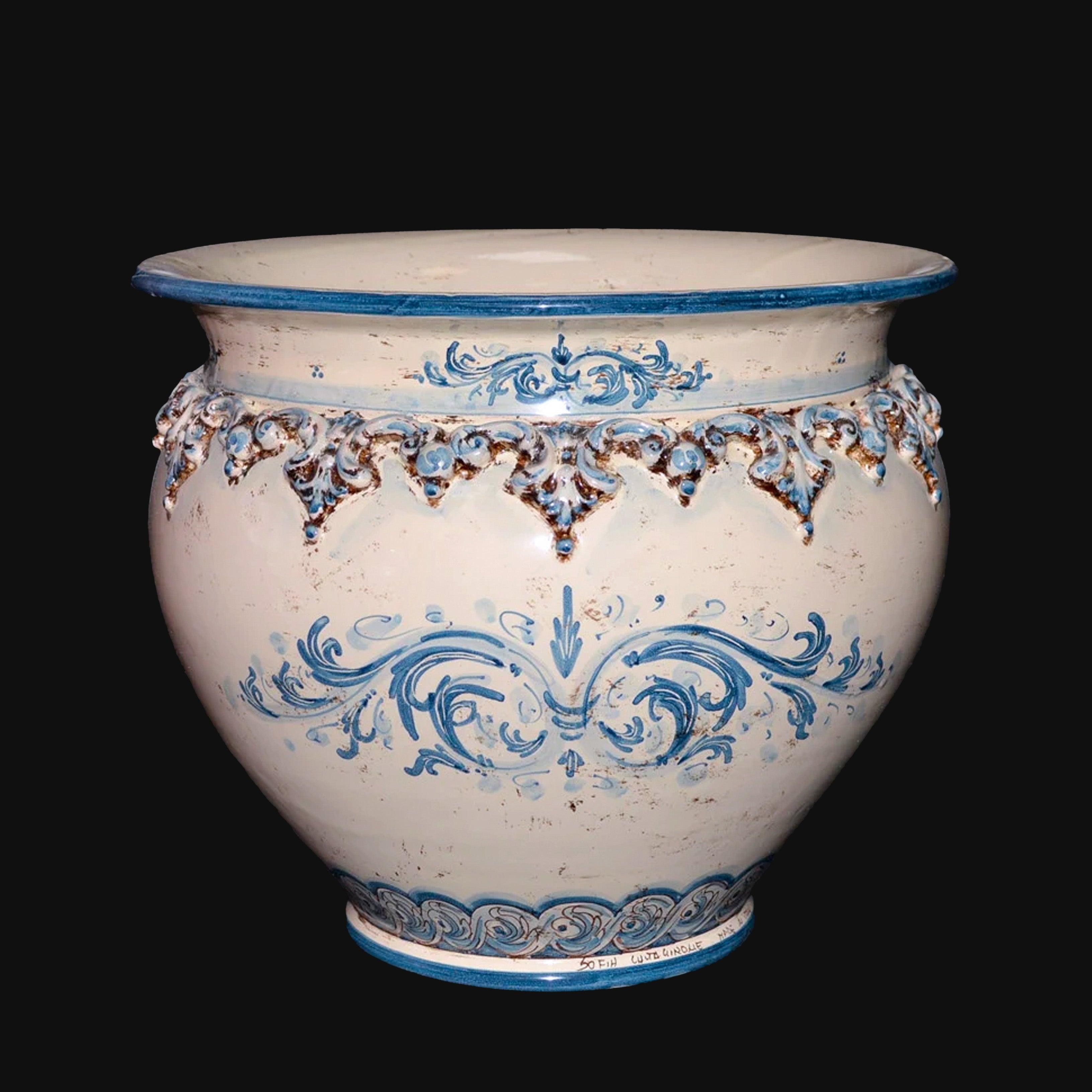 Cachepot ceramiche di Caltagirone Sofia, fatti a mano, decoro blu artigianale su sfondo bianco.