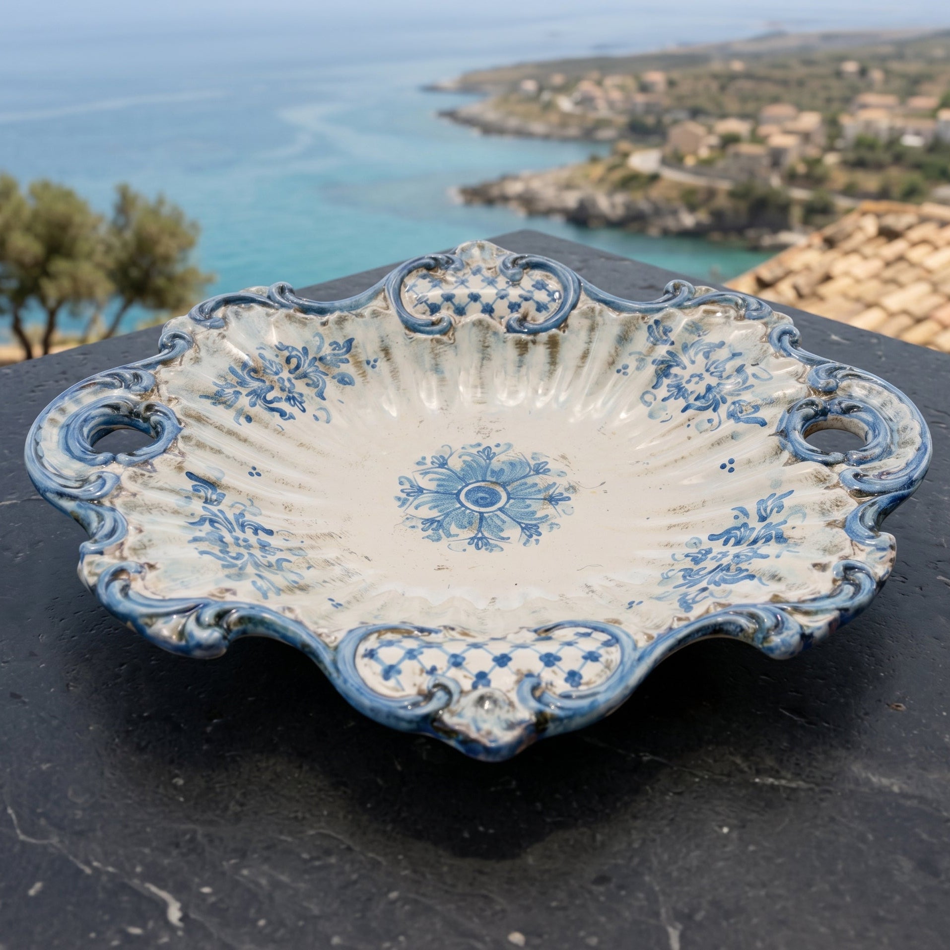 Centrotavola Barocco in Ceramica di Caltagirone 38×33 cm - Mono Blu