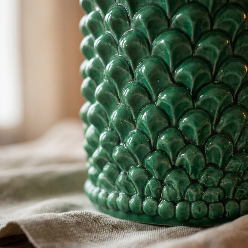 Lume pigna cilindro h 60 Verde Smeraldo in ceramica di Caltagirone - Ceramiche di Caltagirone Sofia