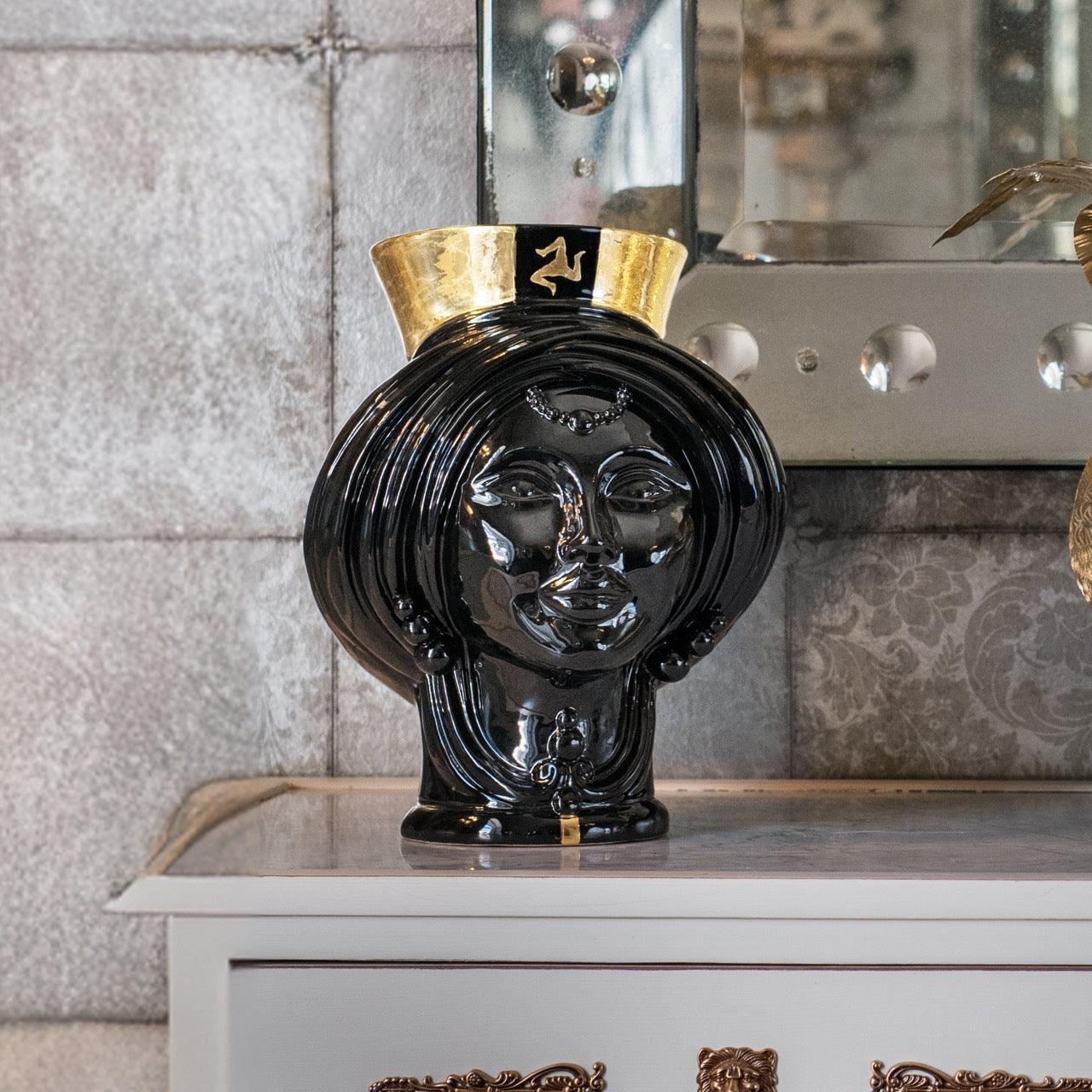 Testa di Moro donna nera e oro, ceramiche Caltagirone fatti a mano, design moderno Sofia