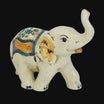 Elefante in ceramica di Caltagirone fatto a mano con decori blu e arancio