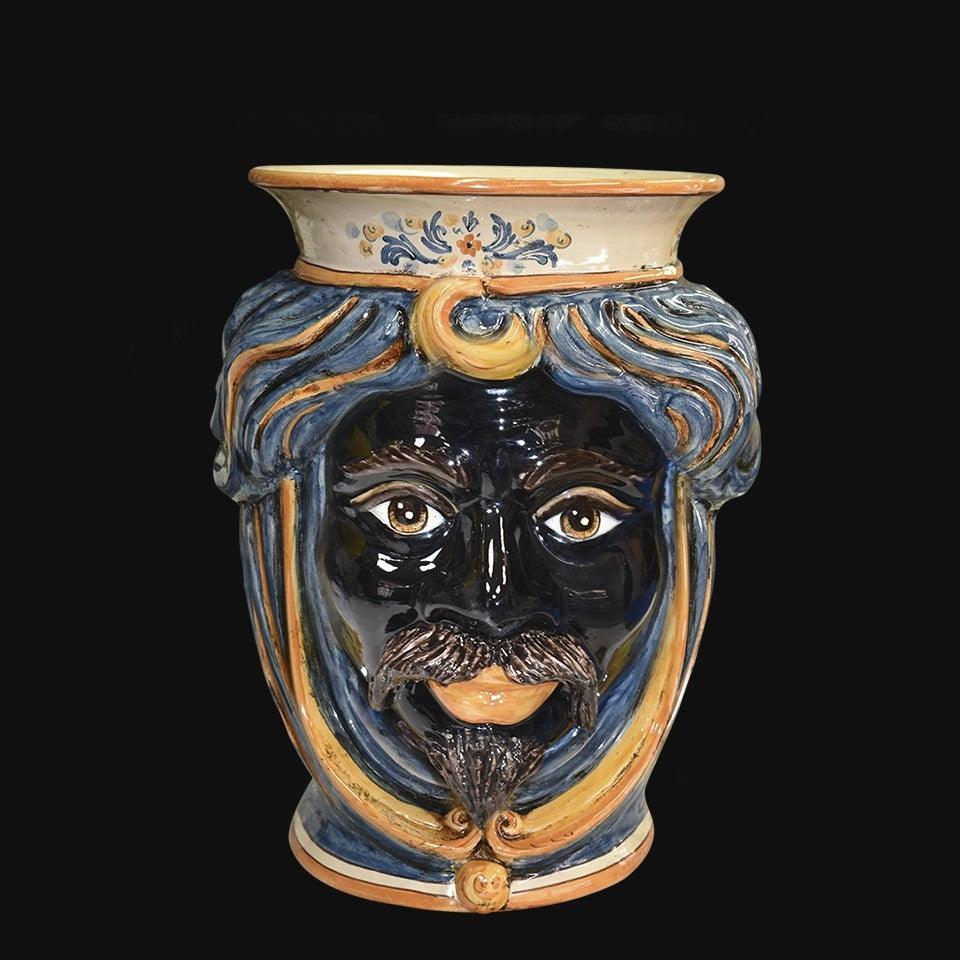 Ceramica di Caltagirone fatta a mano con volto barbuto e decori blu e oro