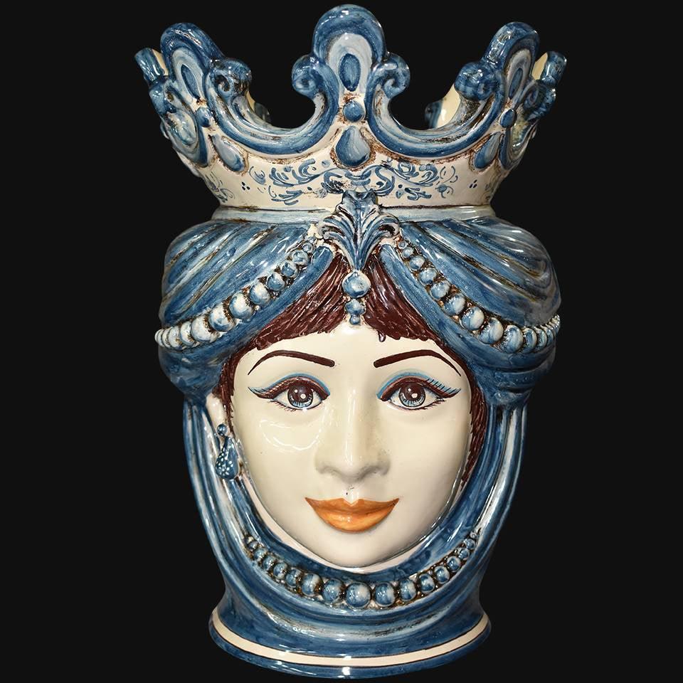 Ceramiche di Caltagirone fatti a mano: testa regale blu con corona, arte tradizionale siciliana